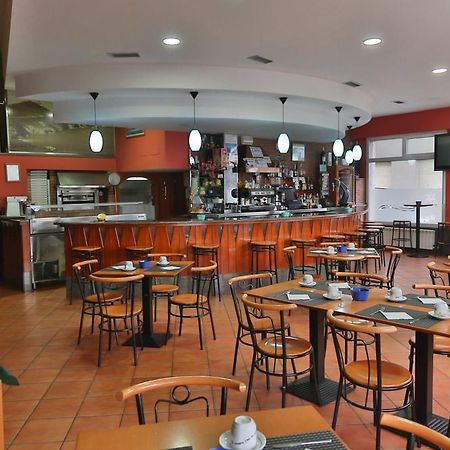 Hostal Stella Del Mare Камариньяс Экстерьер фото